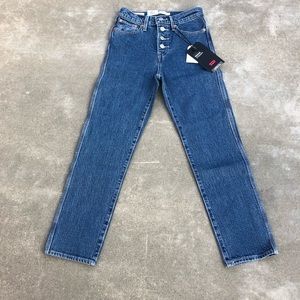 NWOT Levi’s Wedgie Utility Straight Ankle Medium Wash Jeans